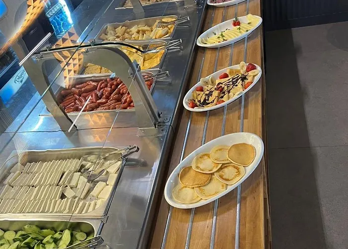 فندق Coral Shëngjin